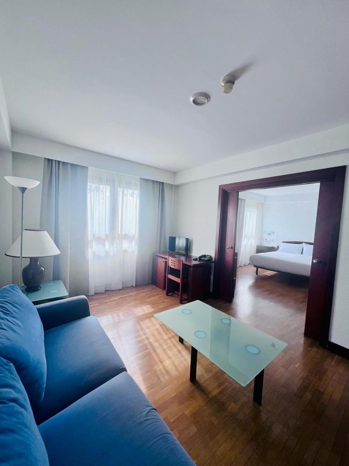 Hotel Itc Ciudad De Haro Exteriör bild
