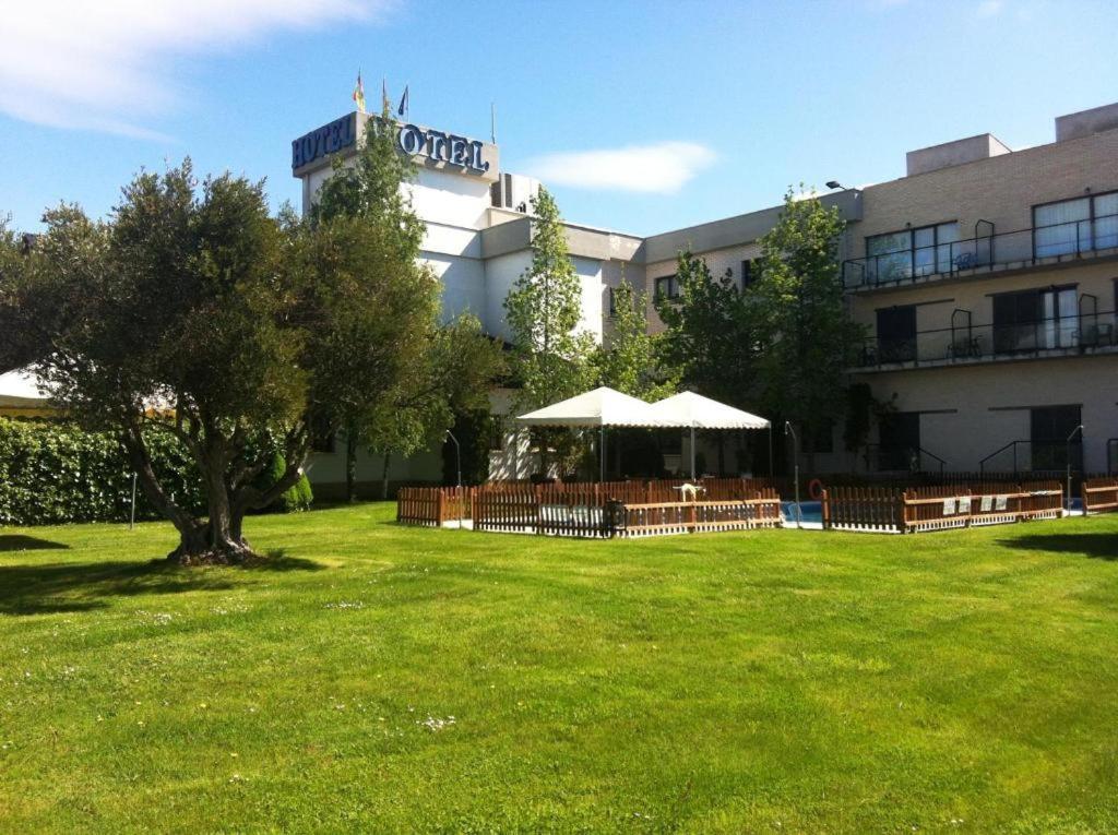 Hotel Itc Ciudad De Haro Exteriör bild
