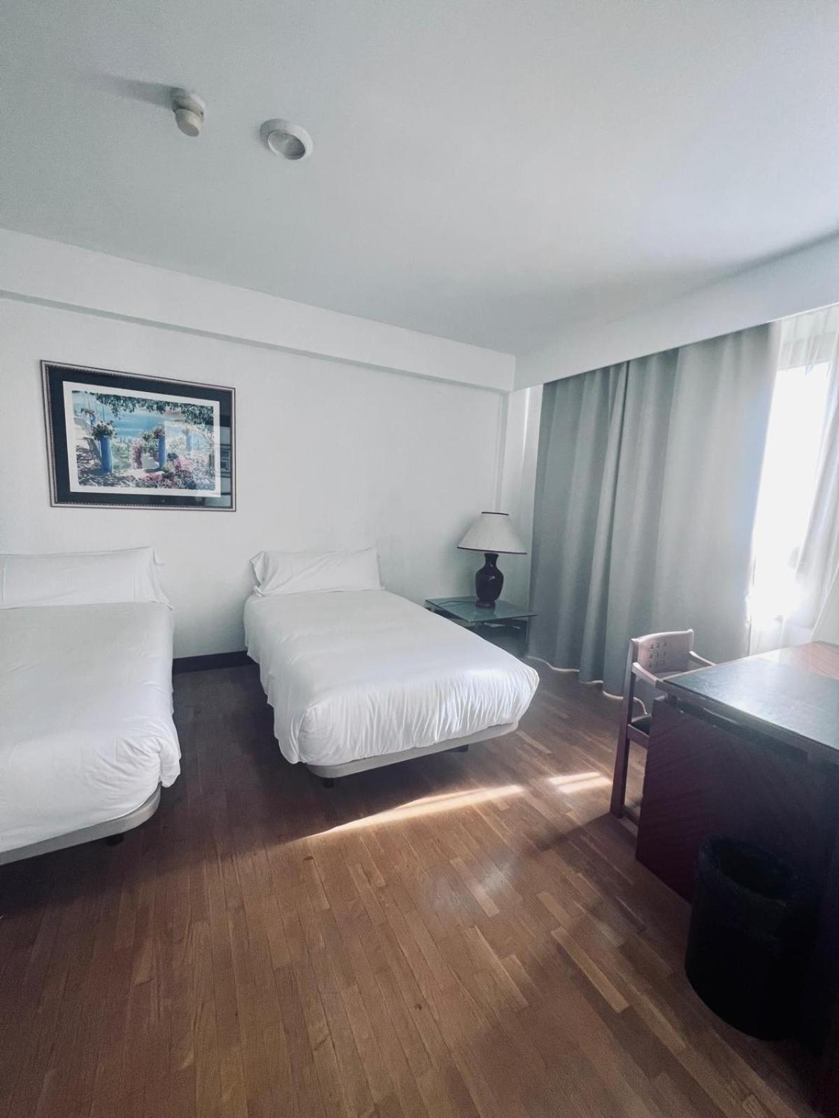 Hotel Itc Ciudad De Haro Exteriör bild